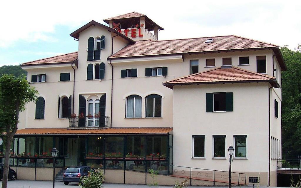 Albergo Ristorante Turchino Campo Ligure Exterior foto
